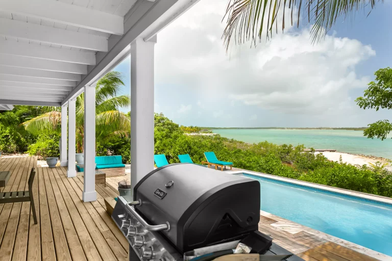 Grill on the deck with bay view at Sueno de Mar, George Town, Great Exuma